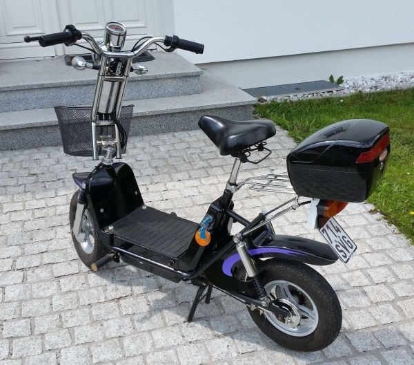 Elektroscooter / Mofa - Rolektro BT100